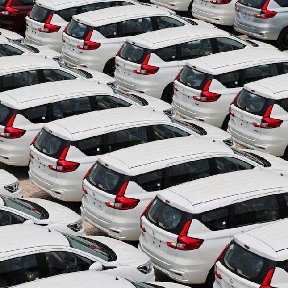 सालाना 90 लाख होगा कार प्रोडक्शन:कार कंपनियां 1 लाख करोड़ लगा 65% बढ़ाएंगी उत्पादन, कम दाम पर बेहतर कारों की उम्मीद