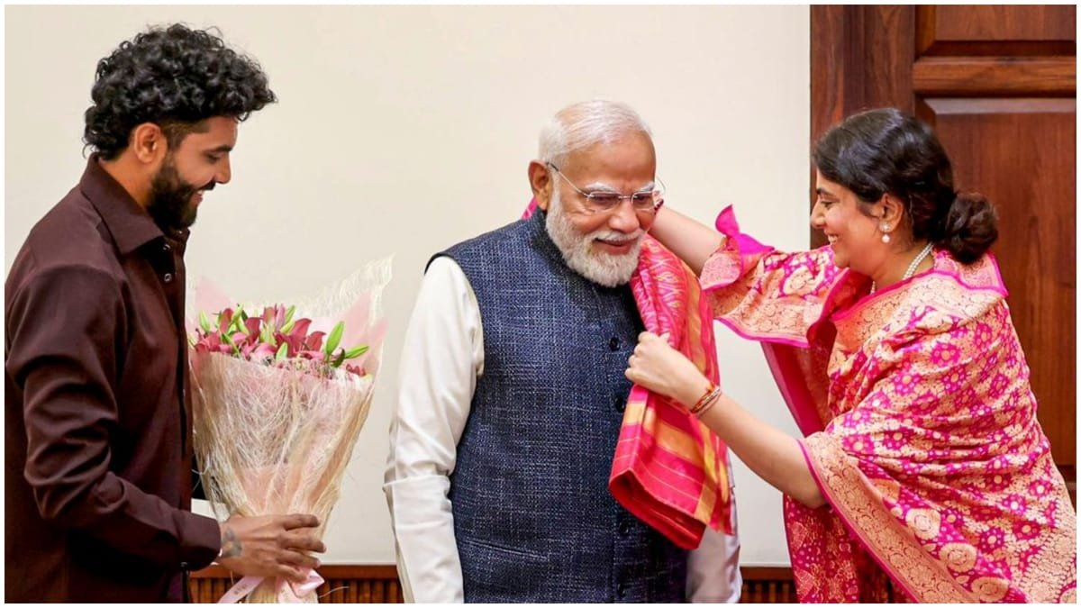ravindra rivaba jadeja pm modi: पीएम मोदी से मिले रवींद्र और रिवाबा जडेजा, मुलाकात के बाद बोले यह गर्व का पल