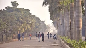 cg weather update: छत्तीसगढ़ में दिन का तापमान रात से दोगुना, अगले 2 3 दिनों में और बढ़ेगा पारा