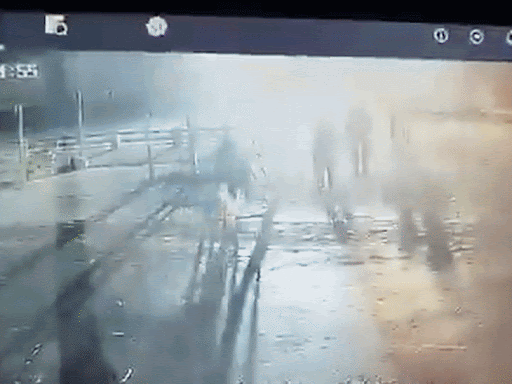 वर्ल्ड अपडेट्स:पाकिस्तान में सुरक्षा चौकी पर आत्मघाती हमला, 2 पुलिसकर्मी की मौत, एक दिन में अलग अलग हमलों में 7 जाने गईं