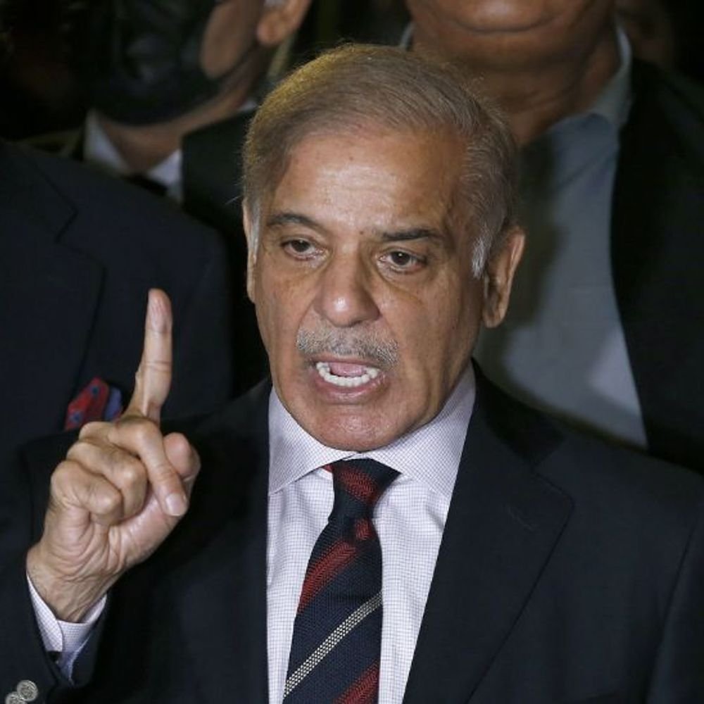 पाकिस्तानी pm बोले बांग्लादेश के साथ खड़े रहना सही फैसला:भारत का बॉयकॉट सोच समझकर किया; ban के स्पोर्ट्स एडवाइजर बोले थैंक यू, पाकिस्तान