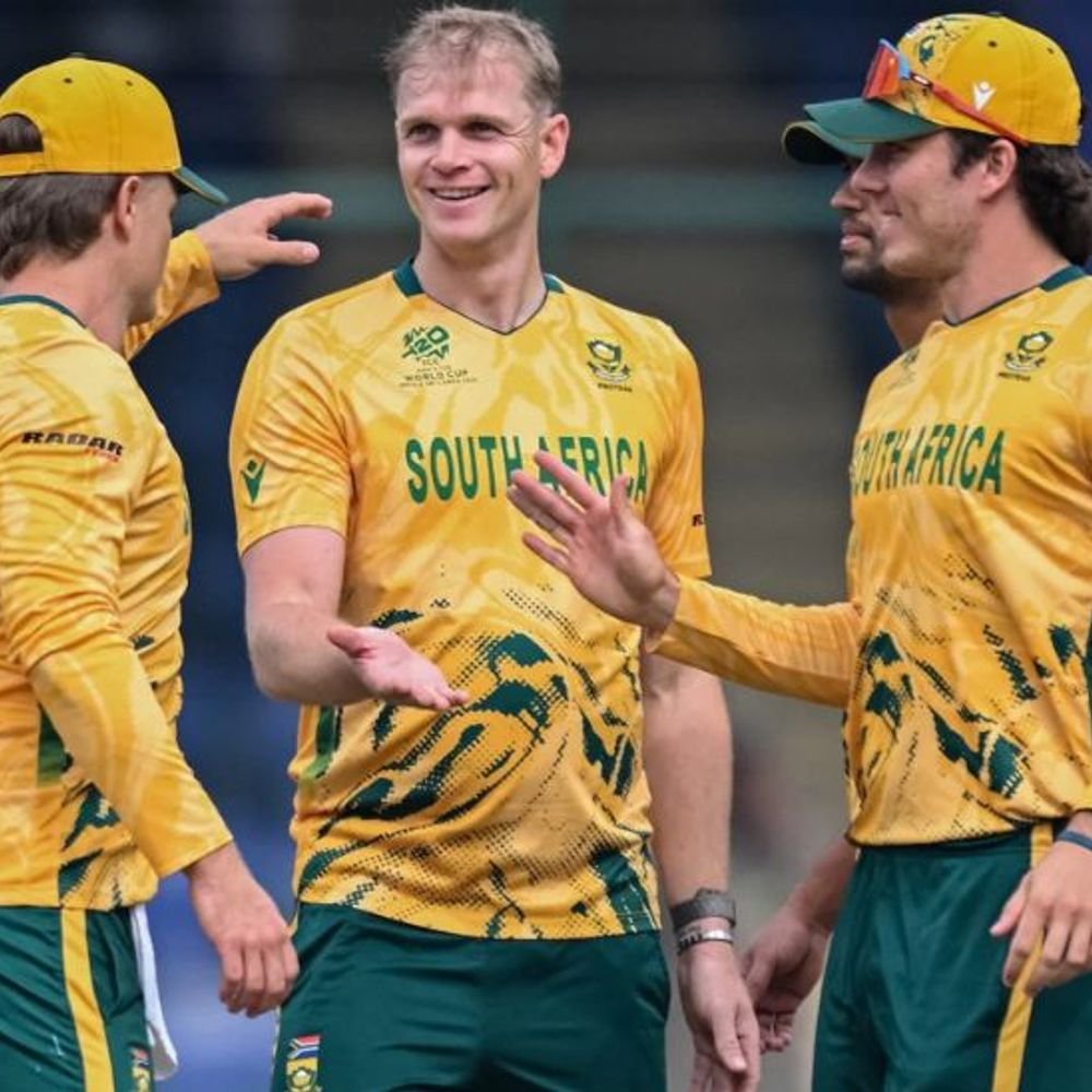 साउथ अफ्रीका की लगातार चौथी जीत:uae को 6 विकेट से हराया; ब्रेविस ने 36 रन बनाए, कॉर्बिन बॉश ने 3 लिए