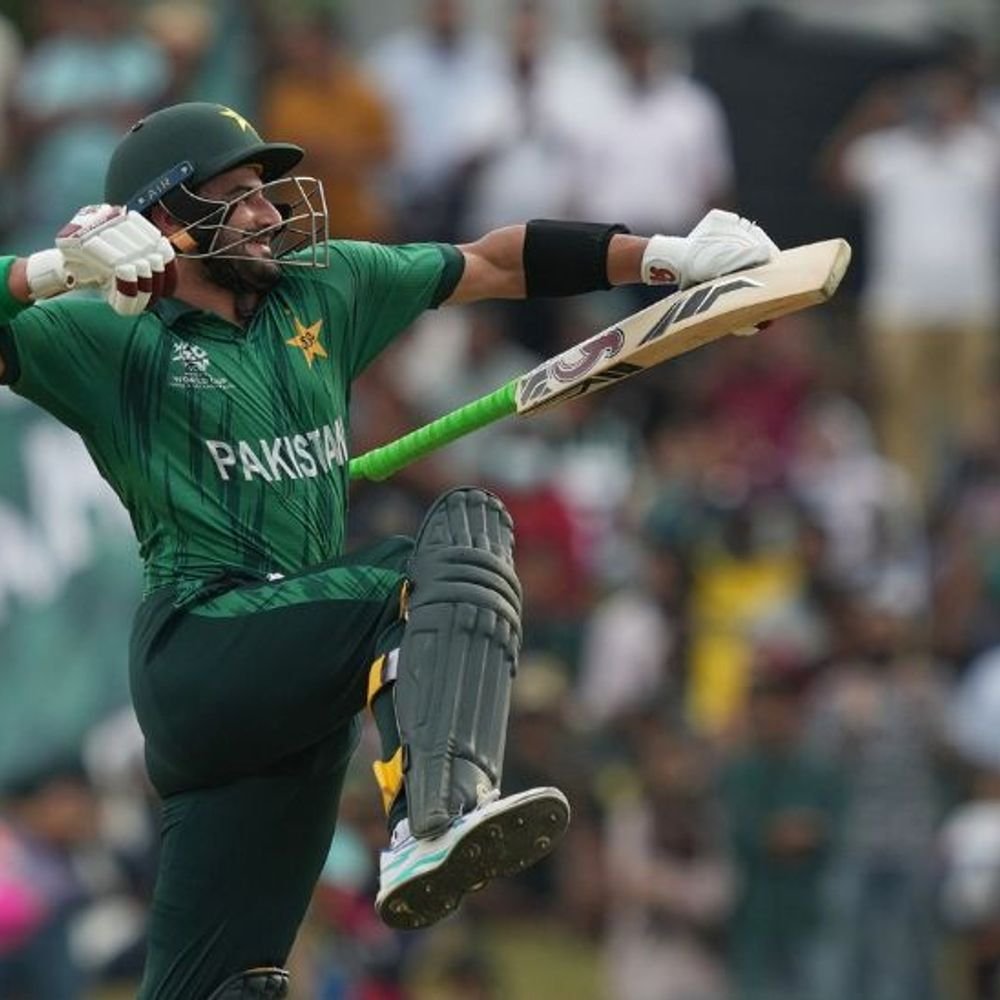 पाकिस्तान टी 20 वर्ल्डकप के सुपर 8 में पहुंचा:नामीबिया को 102 रन से हराया; साहिबजादा फरहान का शतक, उस्मान तारिक को 4 विकेट