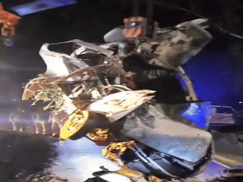 राजस्थान बारातियों की कार ट्रेलर में घुसी, 5 की मौत:अनियंत्रित होकर डिवाइडर पार किया, जयपुर आगरा नेशनल हाईवे पर एक्सीडेंट