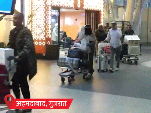 52,000 से ज्यादा भारतीय खाड़ी देशों से लौटे:32,107 भारतीय एयरलाइंस, बाकी विदेशी कमर्शियल फ्लाइट्स और नॉन शेड्यूल्ड उड़ानों के जरिए वापस आए