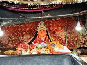 ghatarani mandir fire: नवरात्रि से पहले घटारानी मंदिर में भीषण आग, 9 दुकानें जलकर खाक