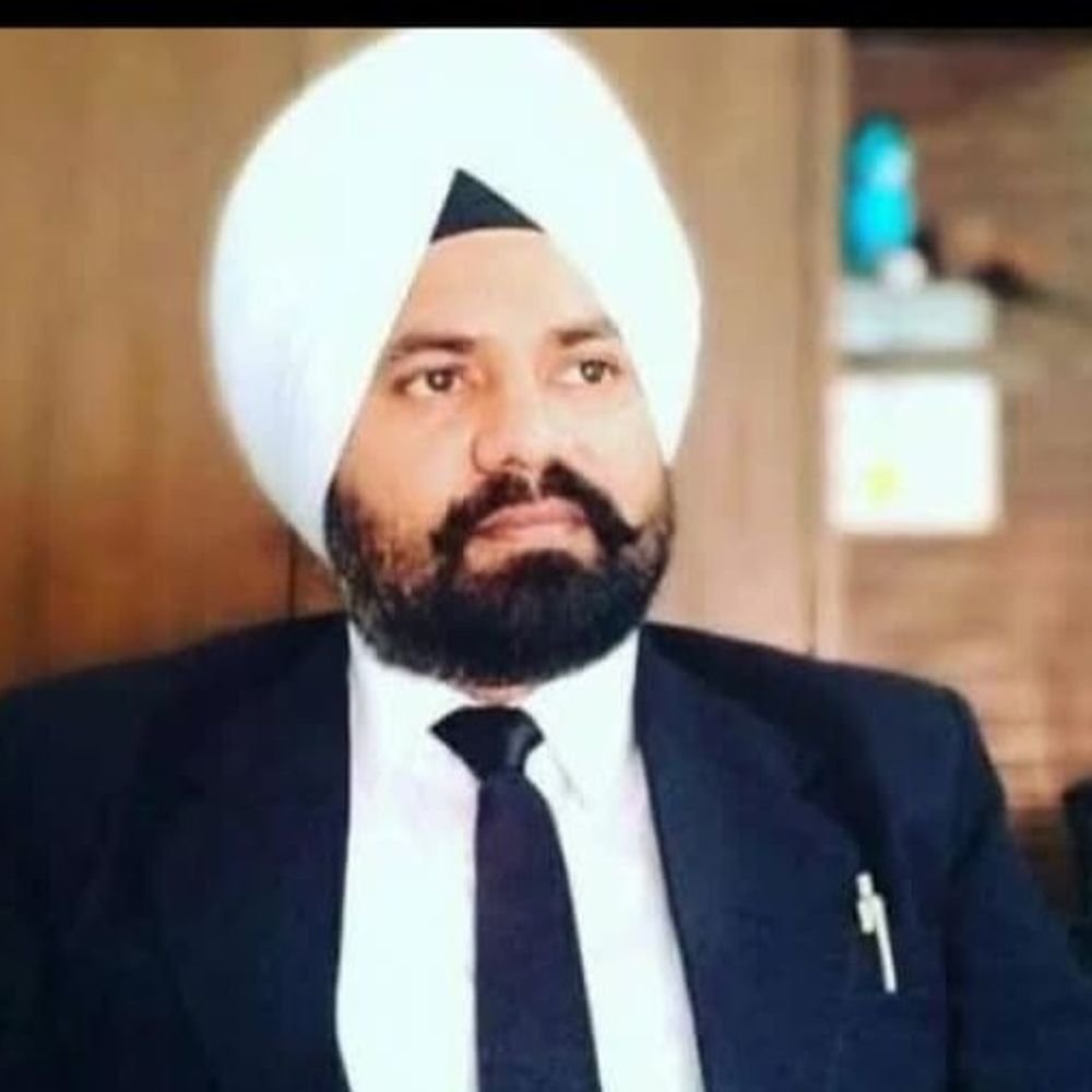 फतेहगढ़ साहिब के वकील की कनाडा में मौत:कार चलाते समय आया हार्ट अटैक, तीन साल पहले परिवार के साथ विदेश गए