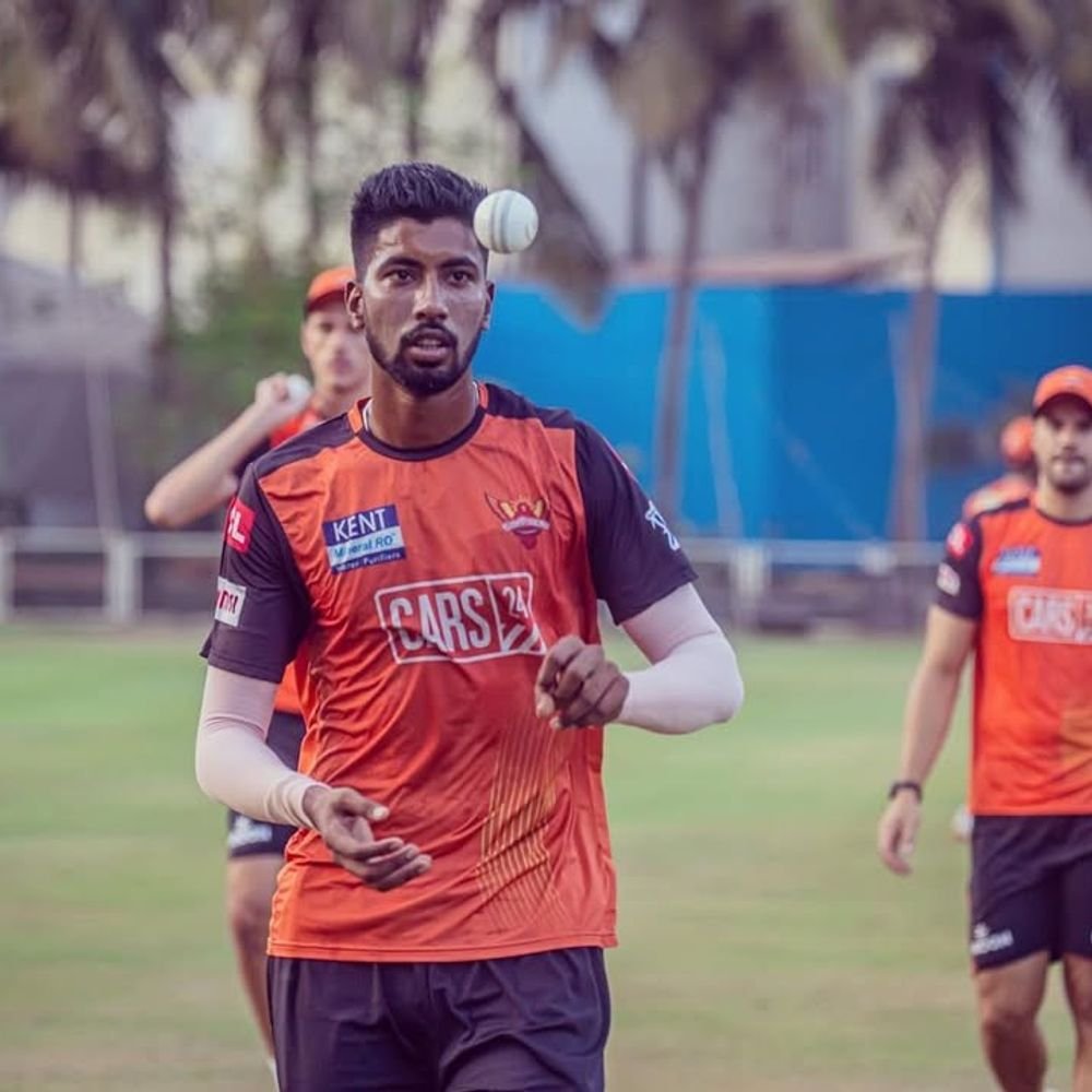 आकाशदीप की जगह सौरभ दुबे kkr में शामिल हुए:अब तक ipl डेब्यू नहीं किया; हर्षित राणा के रिप्लेसमेंट पर फैसला बाकी