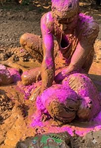 holi 2026: होली या लड़कियों को छूने का बहाना ! जबरदस्ती रंग लगाने पर सीधी जेल