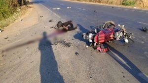 kawardha accident: होली मनाने घर जा रहे बाइक सवार भाई बहन को पिकअप ने रौंदा, युवक की मौत, बहन की हालत नाजुक 