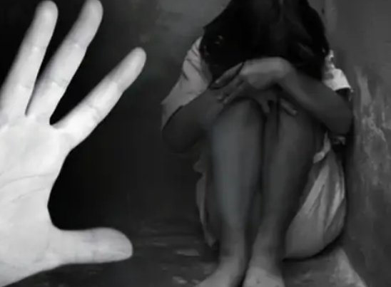 छत्तीसगढ़ के बीजापुर जिले के गंगालूर क्षेत्र में एक हायर सेकेंडरी स्कूल की 3 आदिवासी छात्राओं के गर्भवती होने का मामला सामने आया