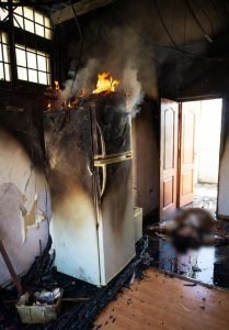 bilaspur fridge blast: फ्रिज में ब्लास्ट से घर में लगी भीषण आग, जिंदा जली महिला