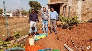 khairagarh news: आइसक्रीम के नाम पर जहर, अवैध फैक्ट्री पर छापा, 5000 चोकोबार और 3000 कैंडी नष्ट