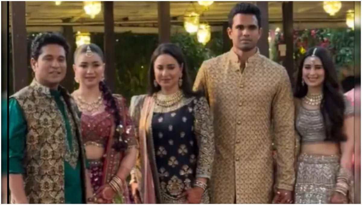 arjun saaniya wedding: अर्जुन सानिया की मेहंदी सेरेमनी में कौन कौन पहुंचे? अपनी पत्नी के साथ नजर आए कई दिग्गज