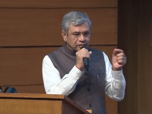 भव्य योजना को केंद्र की मंजूरी, 100 इंडस्ट्रियल पार्क बनेंगे:₹33,660 करोड़ लागत; यूपी में बाराबंकी बहराइच के बीच ₹6969.04 करोड़ से बनेगा 4 लेन हाईवे