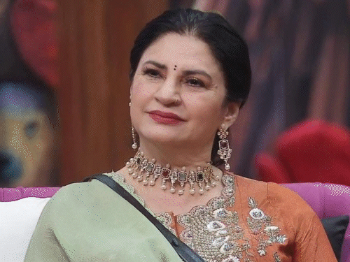 कुमार सानू के साथ ai फोटो पर भड़कीं कुनिका सदानंद:कहा शर्म करो, ये आदमी शादीशुदा है, मानहानि केस की दी धमकी