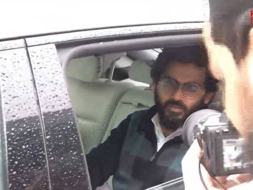 दिल्ली दंगा में आरोपी शरजील इमाम तिहाड़ से बाहर आया:10 दिन की अंतरिम जमानत मिली; 6 साल से जेल में बंद हैं