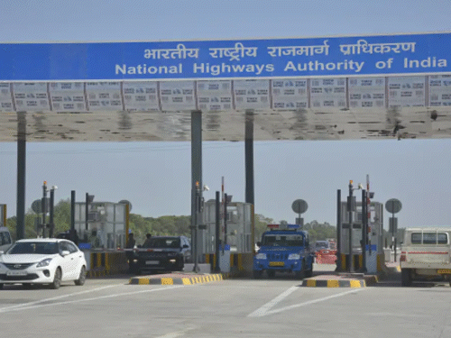 sc बोला आर्थिक बोझ का हवाला देकर मुआवजा नहीं छीन सकते:यह संवैधानिक अधिकार; जमीन अधिग्रहण मामले में नेशनल हाईवे अथॉरिटी की याचिका खारिज