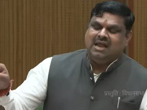 cg budget session 2026: विधानसभा में जंबूरी आयोजन पर हंगामा, मंत्री ने जांच से किया इंकार, विपक्ष का वॉकआउट