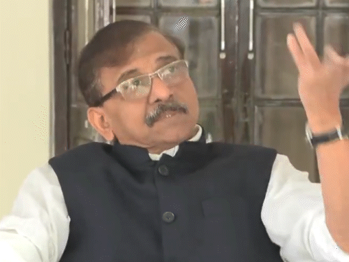 राउत बोले मोदी जी अब झोला उठाओ और चले जाओ:आप देश चलाने के काबिल नहीं; रुपया गिर रहा, पीएम इलेक्शन कैंपेन में बिजी