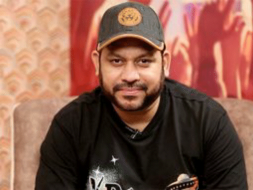 बालाजी टेलीफिल्म्स विवाद पर राज शांडिल्य का बयान:कॉन्ट्रैक्ट कॉन्ट्रोवर्सी के बीच आरोपों को निराधार बताया, कहा 'भागम भाग 2' तय योजना के मुताबिक आगे बढ़ेगी