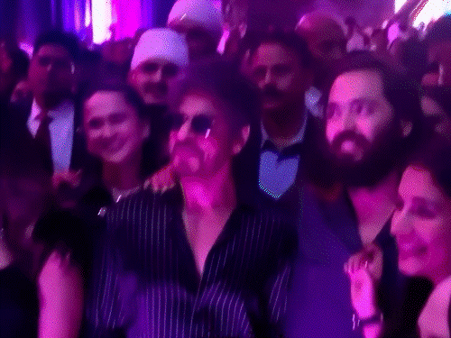 मिशिका कंबोज की बर्थडे पार्टी में पहुंचे सेलेब्स:रणवीर सिंह संजय दत्त साथ नजर आए; अनंत अंबानी और राधिका मर्चेंट के साथ शाहरुख दिखे