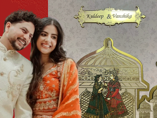 क्रिकेटर कुलदीप की शादी में होगी 20 हजार की थाली:शादी का कार्ड राधा कृष्ण थीम पर, सुनहरी नक्काशी में दिखी रजवाड़े जैसी झलक