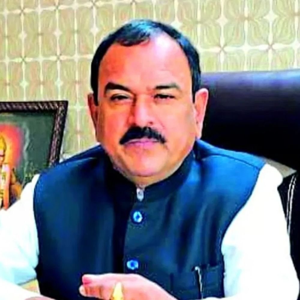 महाराष्ट्र का ढोंगी बाबा 5 नरबलि की आशंका:महिलाओं का अश्लील वीडियो बनाकर ब्लैकमेल करता था, 10 साल में 1500 करोड़ का साम्राज्य बनाया