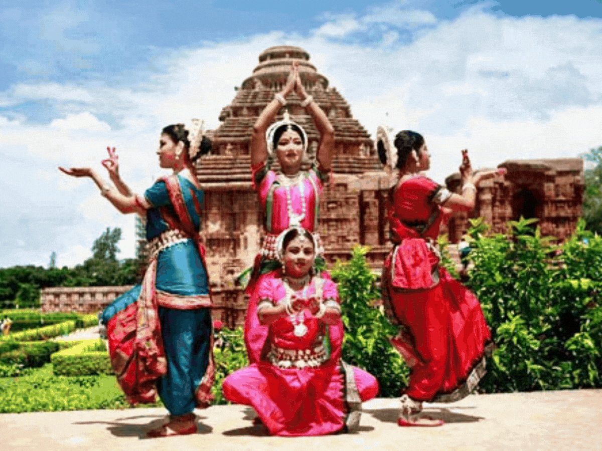 मिडिल ईस्ट तनाव, ट्रैवल सेक्टर को रोज ₹5500 करोड़ का नुकसान:घरेलू ट्रैवल बढ़ने की उम्मीद, दुबई नहीं जा पा रहे तो कोच्चि पुरी की पूछताछ 200% बढ़ी