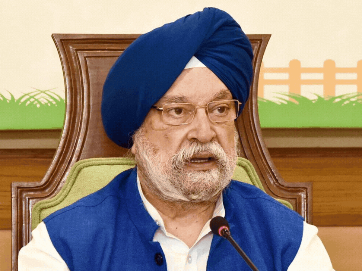 राज्यों को 10% एक्स्ट्रा lpg कोटा मिलेगा:सरकार ने माना lpg किल्लत जारी; मोदी और पेट्रोलियम मंत्री के बीच 2 घंटे चली बैठक