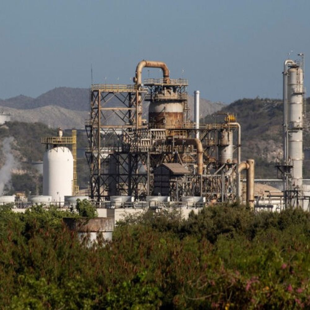 भारत के पास सिर्फ 25 दिन का तेल बचा:इजराइल ईरान जंग के बीच इम्पोर्ट रूट बंद; सरकार नए सप्लायर्स तलाश रही