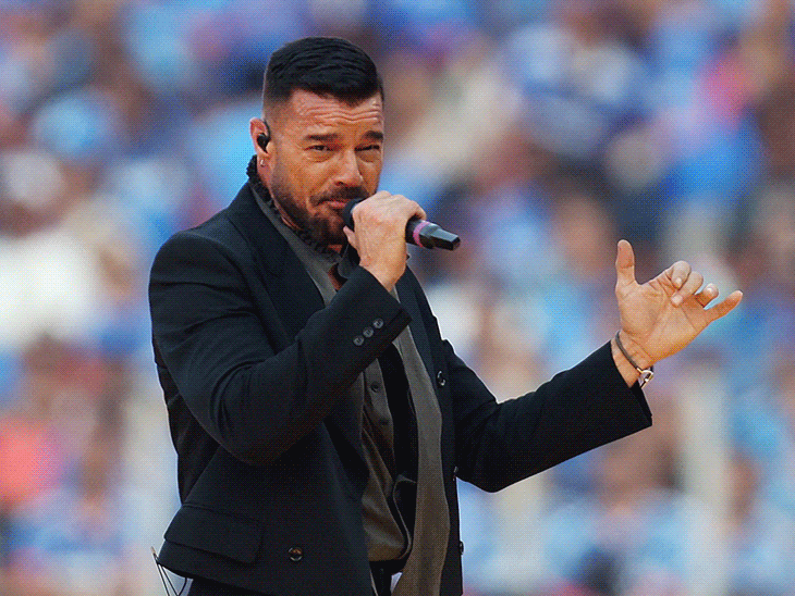 टी 20 वर्ल्डकप की क्लोजिंग सेरेमनी:रिकी मार्टिन की 28 साल बाद इंडिया में परफॉर्मेंस, आले आले पर झूमा स्टेडियम; सुखबीर फाल्गुनी के गानों पर नाचे फैंस