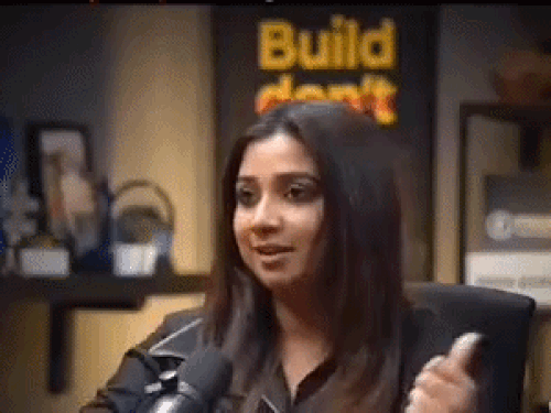 सिंगर श्रेया घोषाल ने पंजाबी गानों का मजाक उड़ाया:बोलीं इनमें सिर्फ कार बंगला और लड़कियां, दिखावा ज्यादा; हाथ के इशारे भी फनी बताए