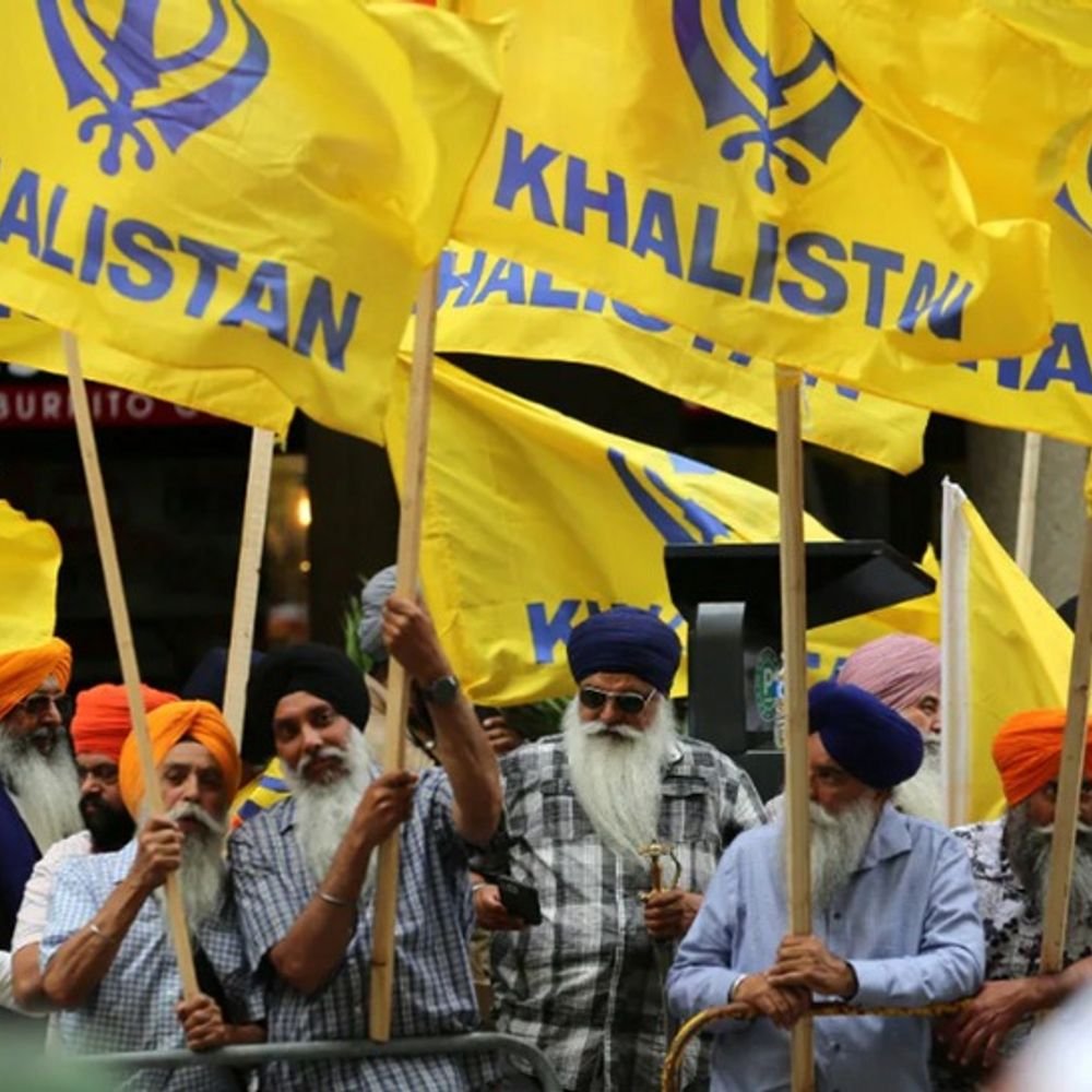 कनाडा में खालिस्तानी झंडे फहराने पर बैन:संसद में बिल पास, धार्मिक स्थल के पास लोगों को डराना अपराध