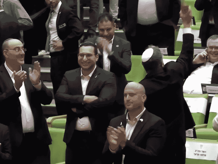 इजराइल में फिलिस्तीनी अपराधियों को बिना सुनवाई मौत की सजा:बिल पास, 90 दिन में फांसी होगी; मंत्रियों ने संसद में शैंपेन खोल जश्न मनाया