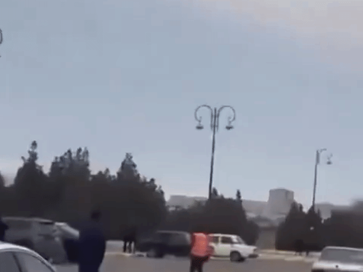 अजरबैजान के एयरपोर्ट टर्मिनल पर ड्रोन हमला:भारत ने खामेनेई की मौत पर शोक जताया; जंग की 15 तस्वीरें...