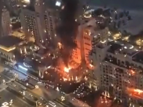 इजराइल ईरान जंग; दुबई में बुर्ज खलीफा के पास हमला:एयरपोर्ट बंद, दुनियाभर की फ्लाइट्स पर असर; एअर इंडिया की लंदन, टोरंटो, पेरिस, शिकागो उड़ानें रद्द