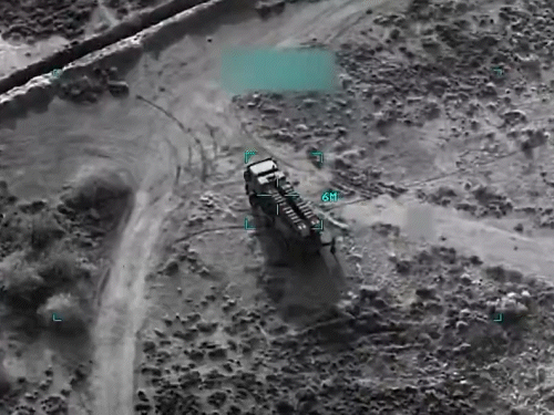 इजराइल ईरान का एक दूसरे पर हमला, 20 photos:खामेनई को घर को निशाना बनाया; ईरान ने दुबई में बुर्ज खलीफा के पास ड्रोन दागा