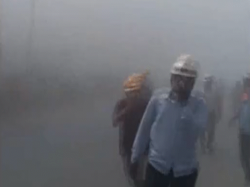 महाराष्ट्र के पालघर में केमिकल प्लांट से ओलियम गैस का रिसाव:इलाके में मची अफरा तफरी, 2600 लोगों को सुरक्षित जगह पर शिफ्ट किया गया