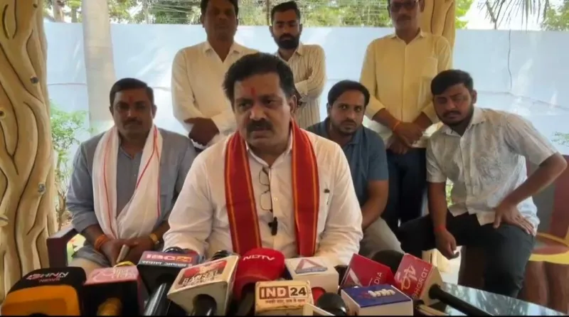 गृहमंत्री विजय शर्मा का ऐलान अब नहीं बचा कोई बड़ा नक्सली, पापाराव ने डाले हथियार, छत्तीसगढ़ में नक्सलवाद का अंत…?  