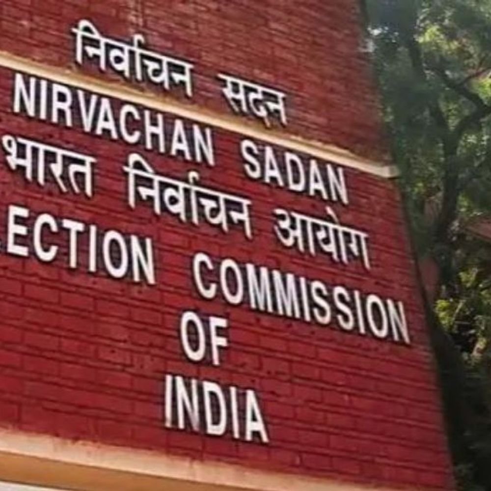 बंगाल चुनाव से पहले मुख्य और गृह सचिव बदले गए:नंदिनी चक्रवर्ती को हटाया, दुष्यंत नरियाला नए चीफ सेक्रेटरी; राज्य में 23 29 अप्रैल को वोटिंग