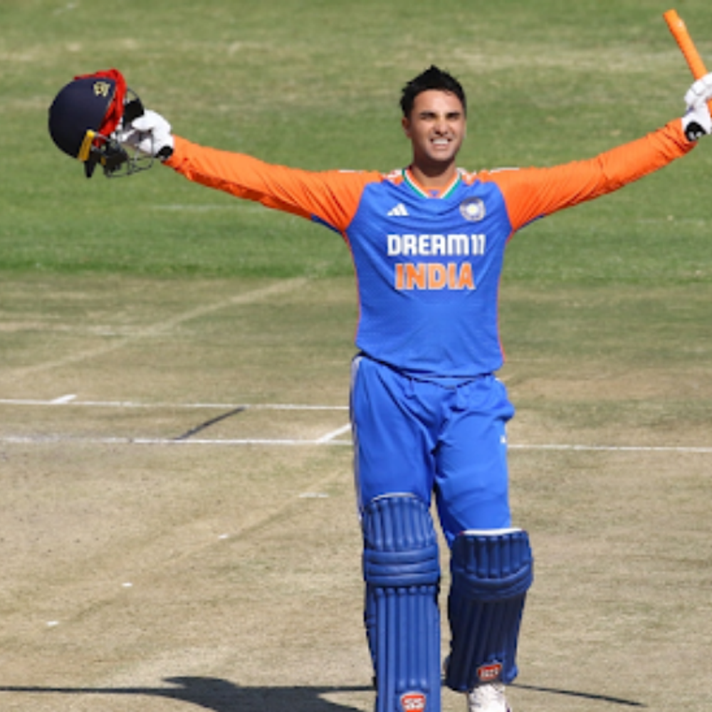 वर्ल्ड कप फाइनल में अभिषेक शर्मा की फिफ्टी:बासित अली बोले काश ऐसे 2 3 खिलाड़ी पाकिस्तान में होते; आमिर ने उन्हें 'स्लॉगर' कहा था