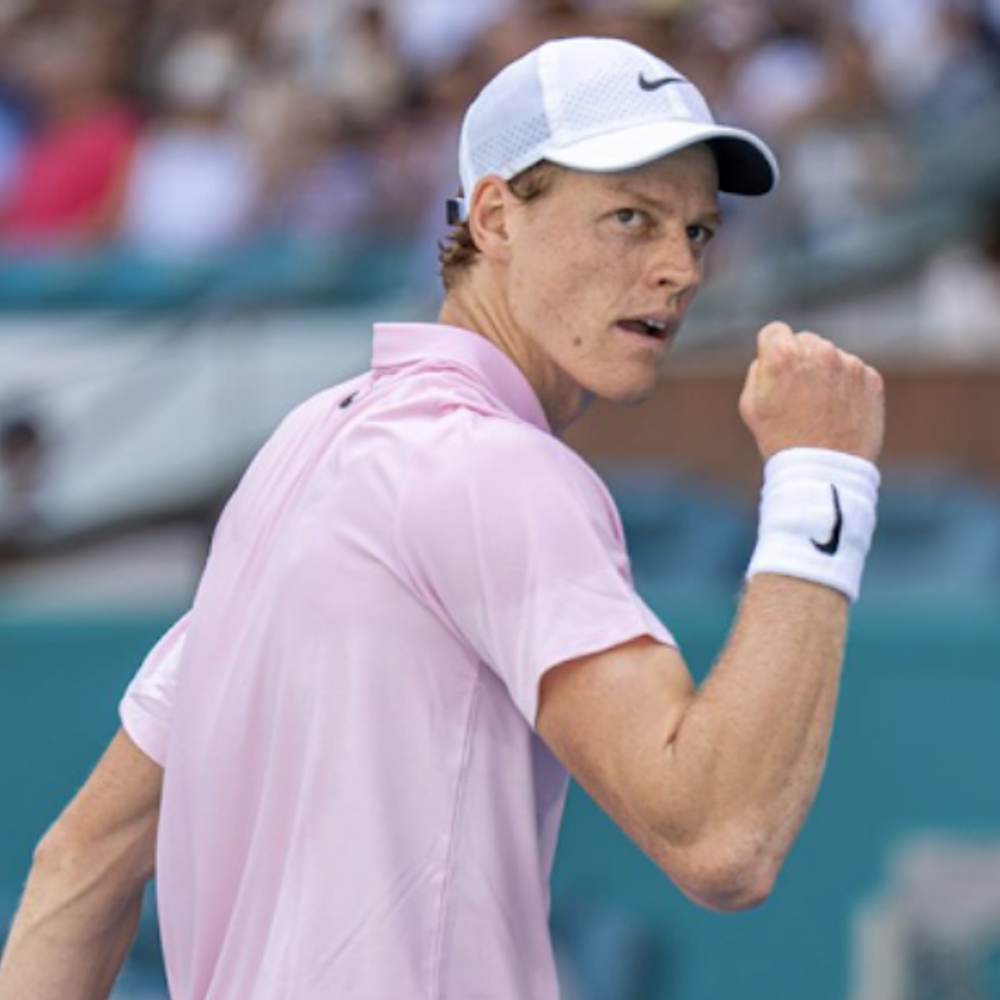 सिनर ने तोड़ा जोकोविच का रिकॉर्ड:मास्टर्स 1000 टूर्नामेंट्स में लगातार 26 सेट जीतने वाले पहले खिलाड़ी बनें, मियामी ओपन में मुटे को हराया