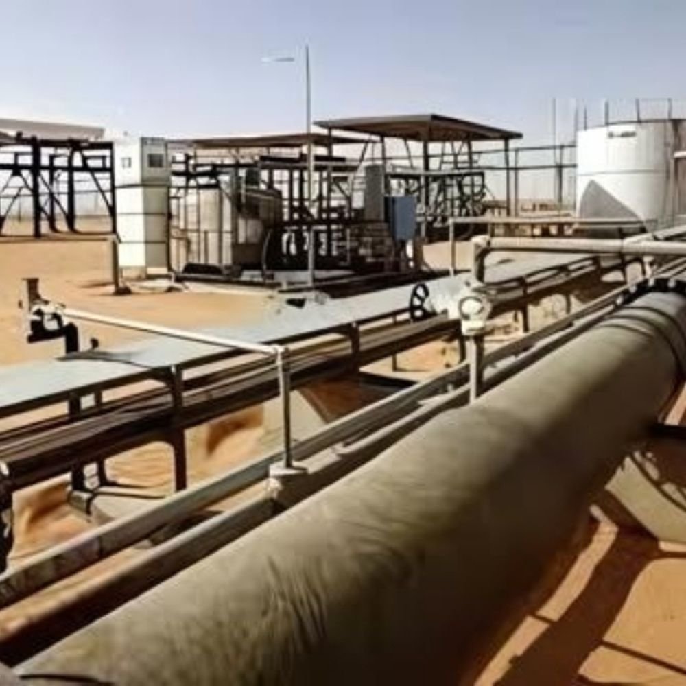 भारत ने बांग्लादेश को 5,000 टन डीजल भेजा:ईरान इजराइल युद्ध के बीच नुमालीगढ़ रिफाइनरी से सप्लाई शुरू, सालाना 1.80 लाख टन सप्लाई का है समझौता