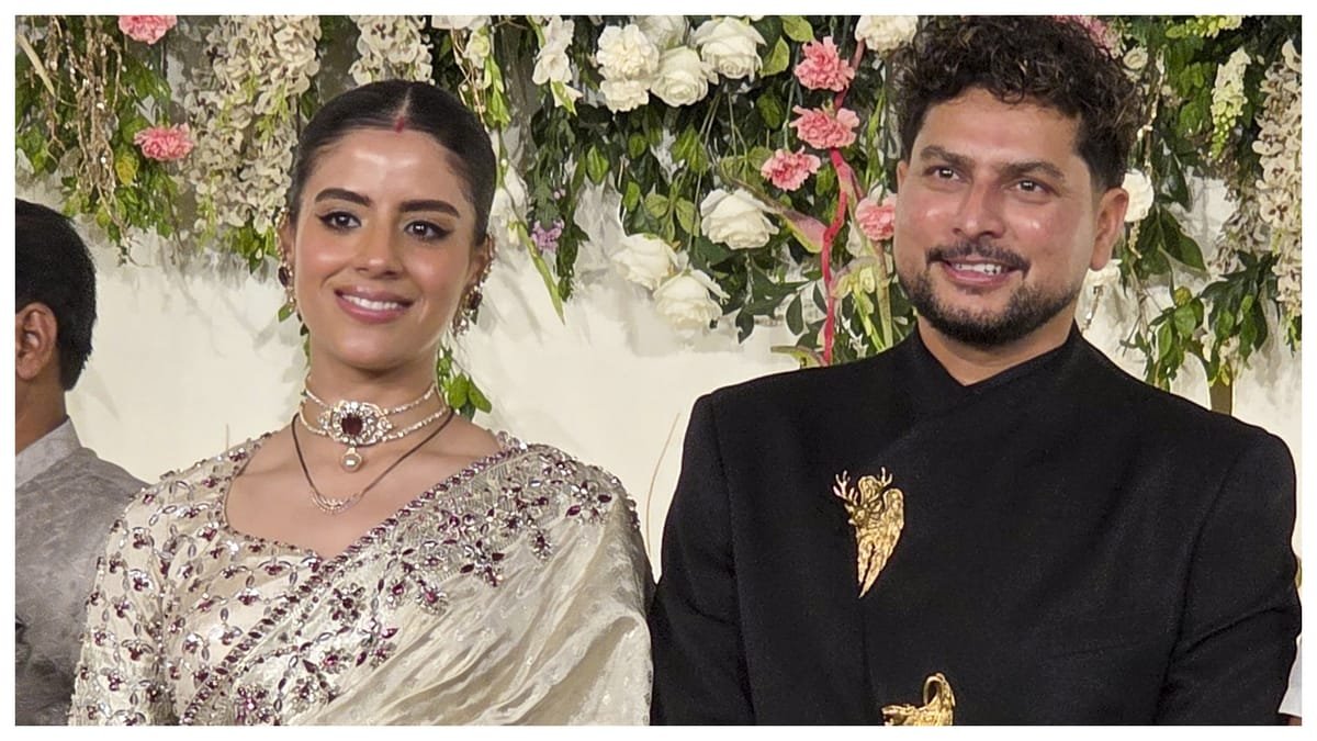 kuldeep vanshika: कुलदीप के रिसेप्शन में शामिल हुए गंभीर सहित कई क्रिकेटर, सीएम योगी ने भी दिया आशीर्वाद