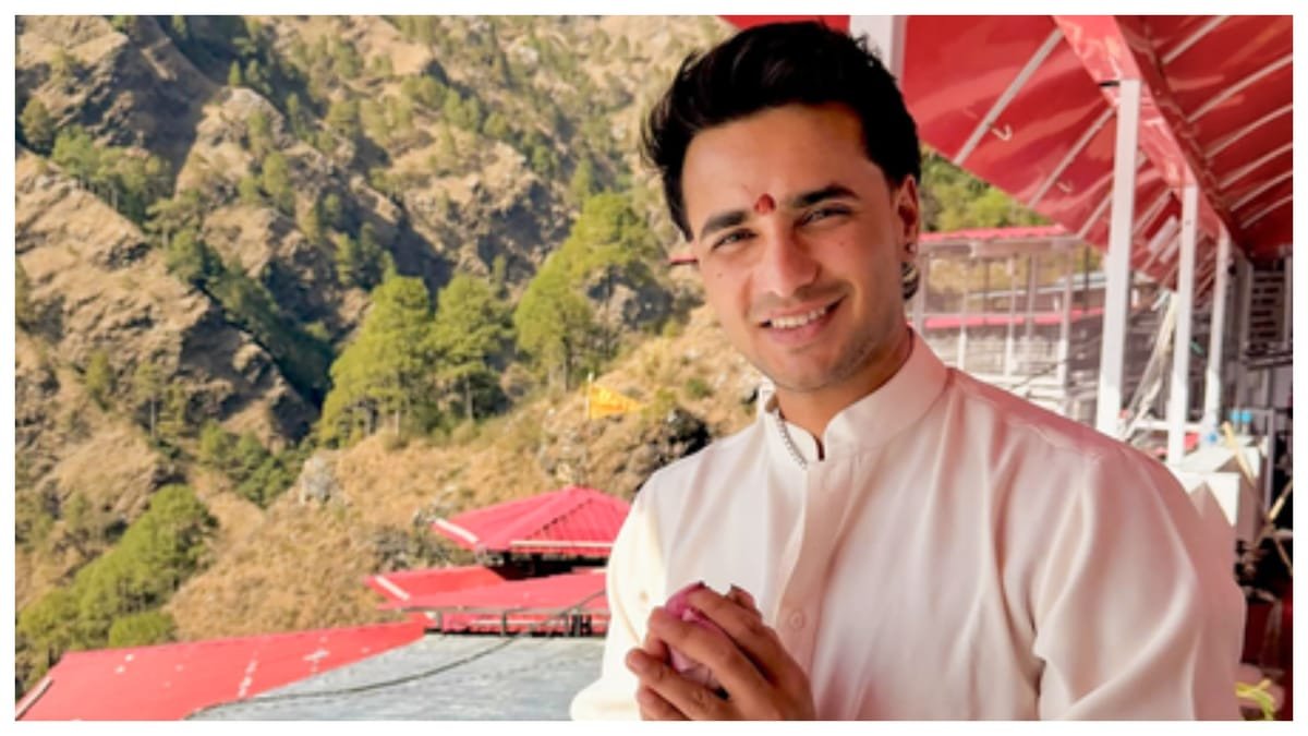 abhishek sharma: खिताबी जीत के बाद माता वैष्णो देवी के दर्शन करने पहुंचे अभिषेक शर्मा, शेयर की तस्वीरें