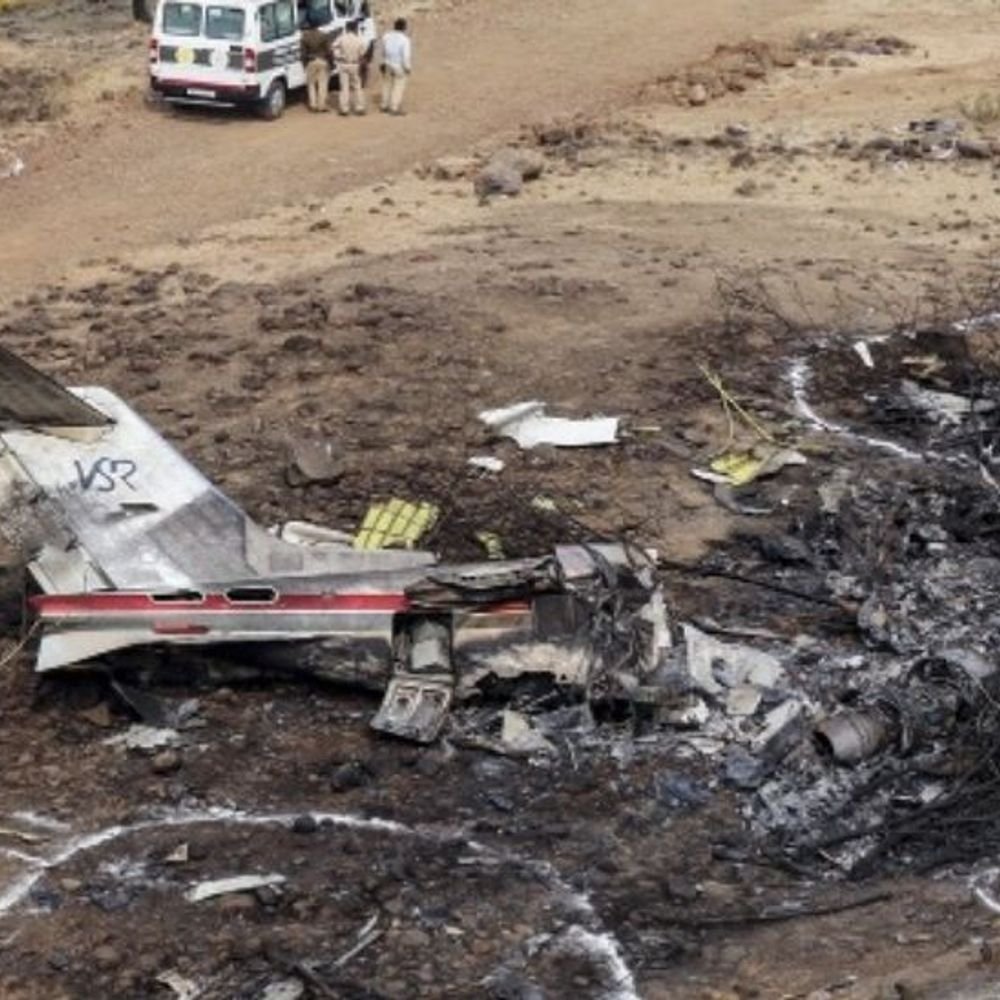 vvip फ्लाइट्स पायलट पर दबाव नहीं डाल सकते नेता:सिचुएशन ठीक नहीं तो ना कर सकते हैं; अजित पवार प्लेन हादसे के बाद नियम बदले