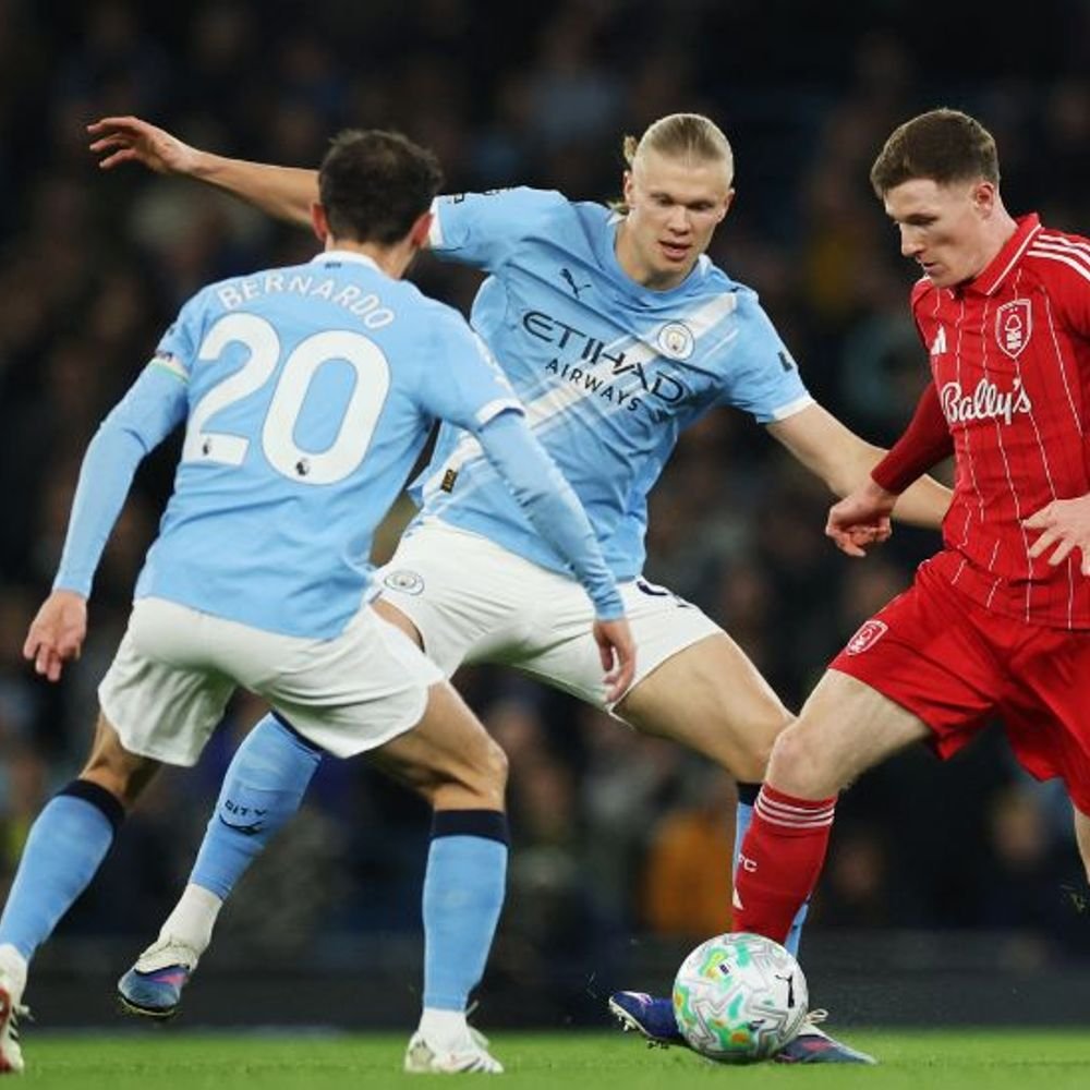 epl न्यूकैसल ने 10 खिलाड़ियों से मैनचेस्टर यूनाइटेड को हराया:पेड्रो की हैट्रिक से चेल्सी जीती; आर्सनल 20वीं जीत से टॉप पर कायम