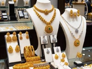 gold silver price today: सोने चांदी की कीमतों में बड़ी गिरावट, जानें आज का भाव