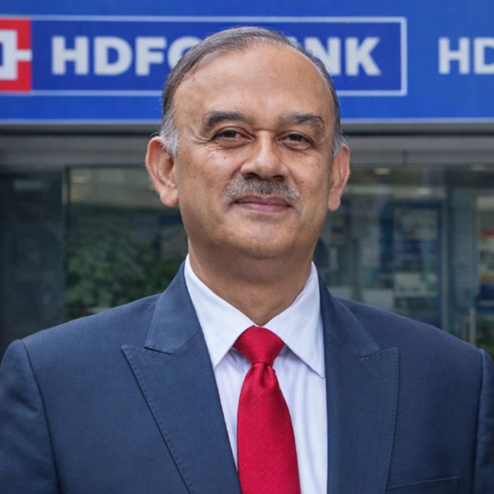 hdfc बैंक चेयरमैन के इस्तीफे से शेयर 5% टूटा:चक्रवर्ती बोले बैंक के कामकाज मेरे मूल्यों के हिसाब से नहीं; केकी मिस्त्री अंतरिम चेयरमैन बने